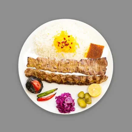 چلو سلطانی در مجموعه غذایی یادبود
