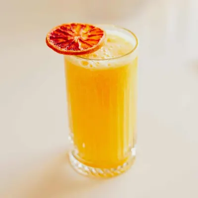 آب پرتقال طبیعی — چِ لانژ