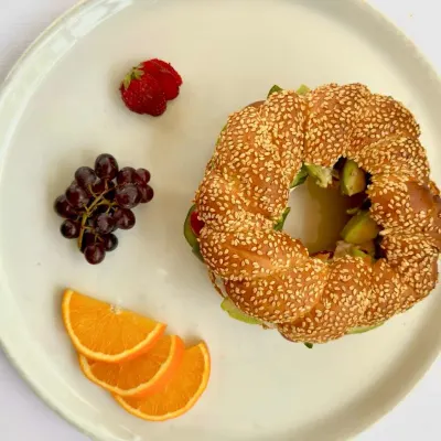 سیمیت پنیر مخصوص ژیوان — فست فود ژیوان