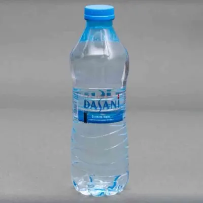 آب معدنی در تم فود (فودکورت) مرکز خرید و سرگرمی سیتی استار