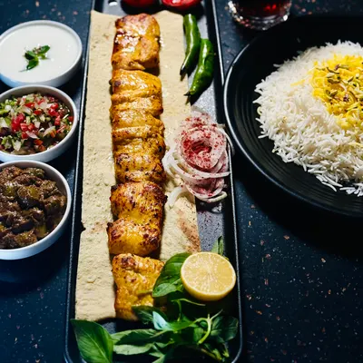 چلو جوجه چنجه — Royal tent
