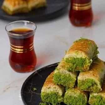 چای باقلوا در کافه لاوانا