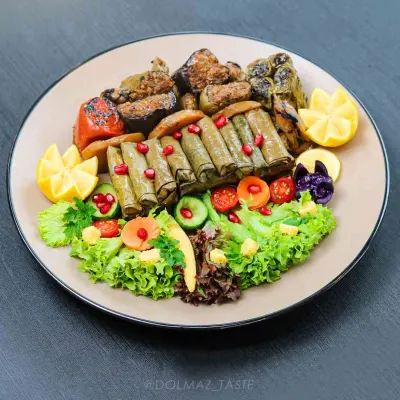 دلمه خانواده — دولمز