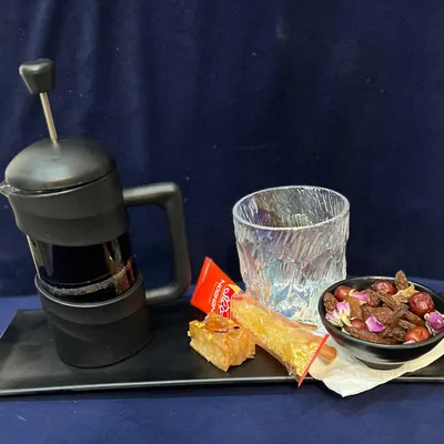 زرنوش — نیلی لانژ
