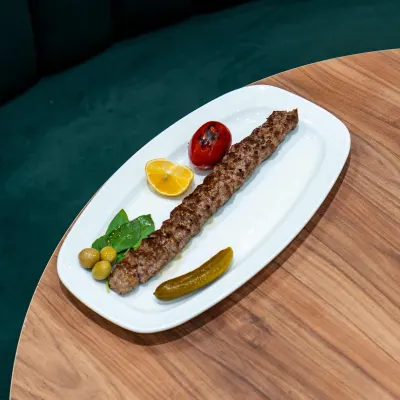 کباب مخصوص 200 گرمی — نان‌داغ‌کباب‌داغ‌امیرکبیر