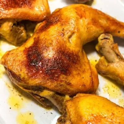 مرغ سرخ شده — مجموعه گردشگری و پذیرایی گراندیس