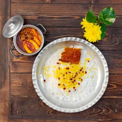 چلوخورش قیمه — کافه رستوران عمارت فیروزه