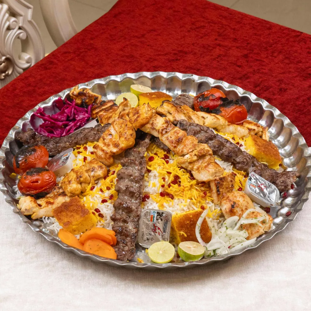 سینی شاه لقمه ( 4 نفره ) در رستوران معین درباری