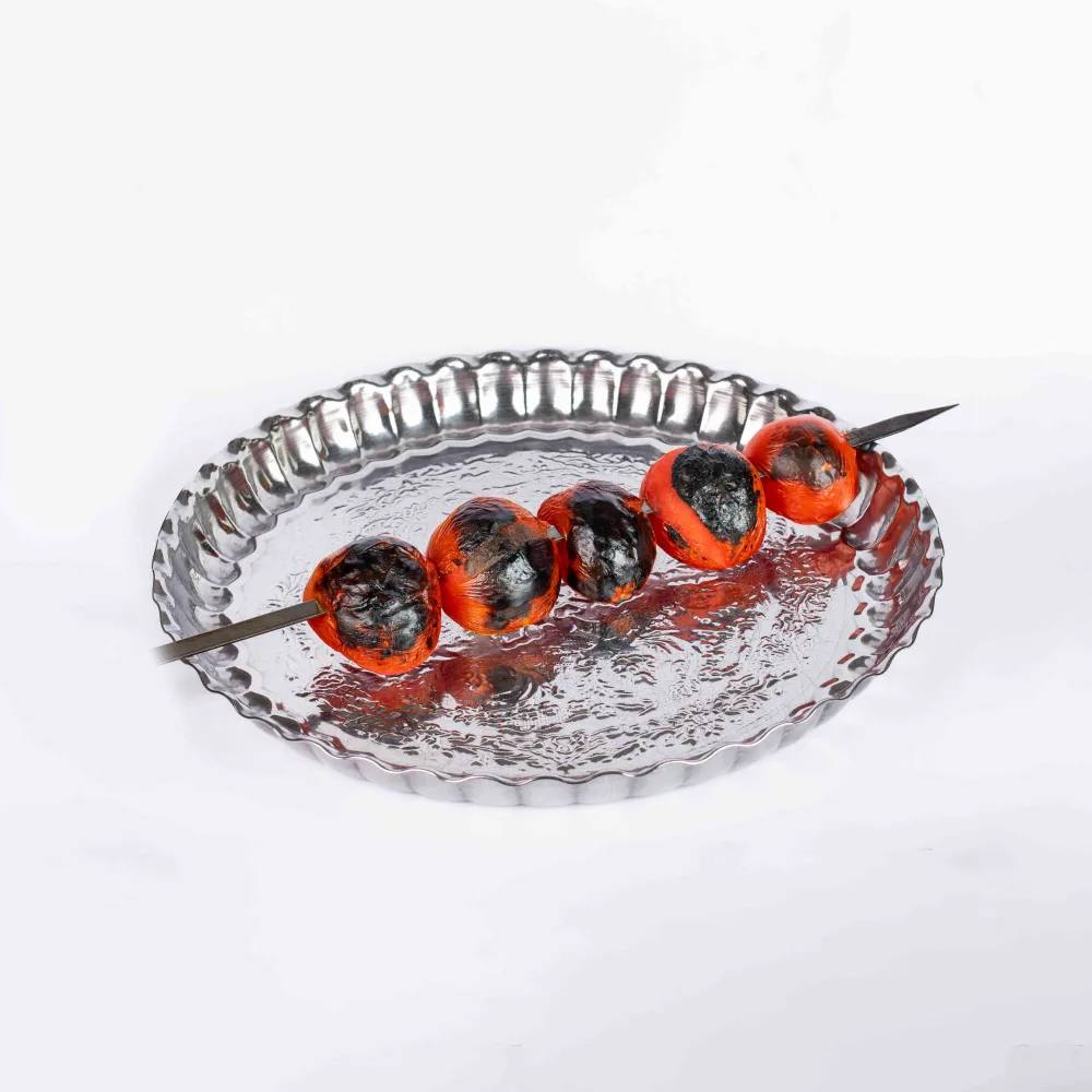 گوجه کبابی در دیزی سرای سعیدی
