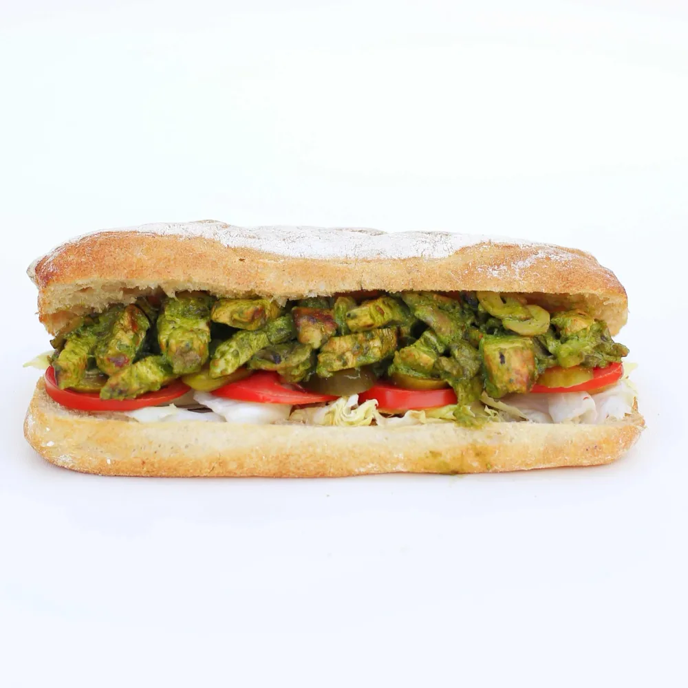 چاپاتا مرغ پستو در مکث برگر