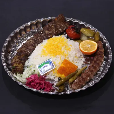 چلو کباب سلطانی گوسفندی — کافه رستوران گلچین