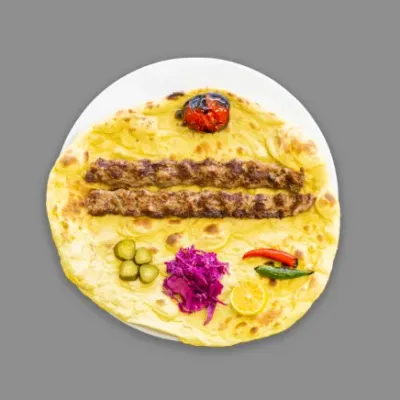 خوراک کباب کوبیده در مجموعه غذایی یادبود