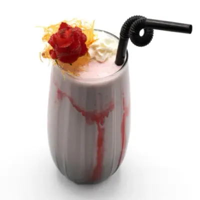 شیک توت فرنگی — کافه ژوان