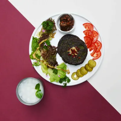 بشقاب کوکو سبزی — کافه کتاب آفتاب