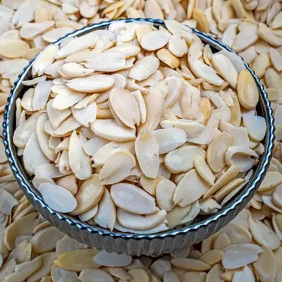 پرک بادام درختی — آقای زعفران