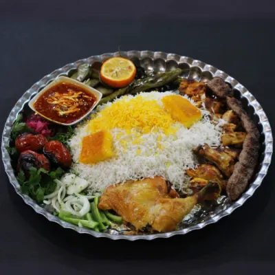 سینی ایرانی — کافه رستوران گلچین