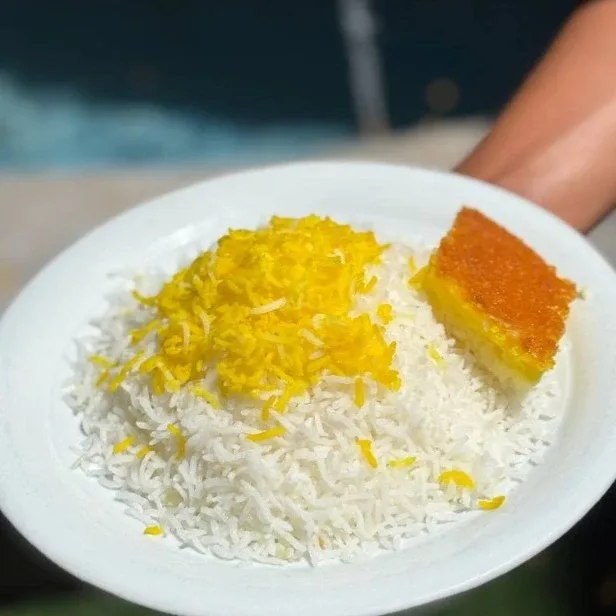 برنج ساده در مجموعه گردشگری و پذیرایی گراندیس