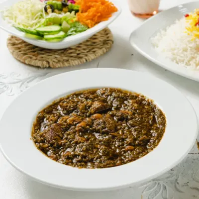 چلو خورش قورمه سبزی — مجموعه غذایی رزا