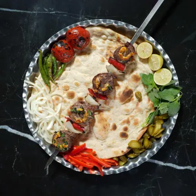 رولت پنیری — باغ دل