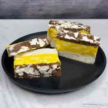 بستنی سنتی — هتل الماس نوین