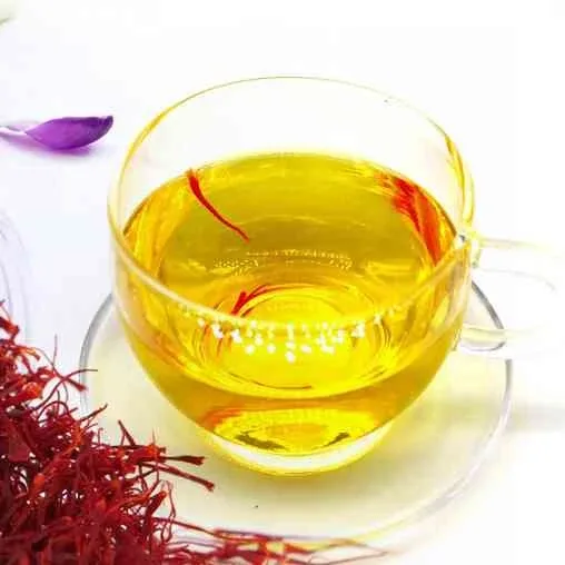 چای زعفران در کافه آدلی