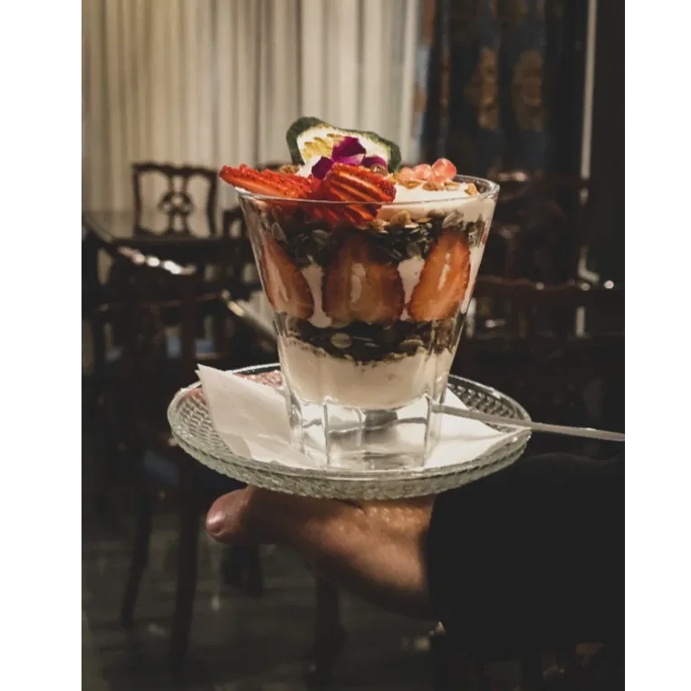 گرانولا در فست فود ژیوان