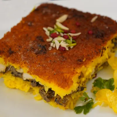 ته چین مرغ قارچ — مجموعه غذایی رزا