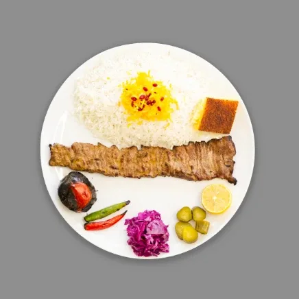 چلو کباب برگ در مجموعه غذایی یادبود