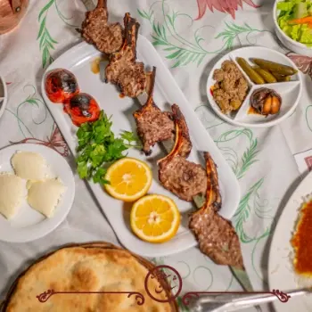 شیشلیک دو نفره {550 گرم } — شایان شاندیز