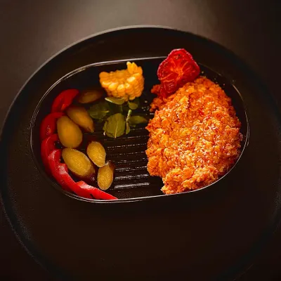 املت ژامبون — کافه کوروش