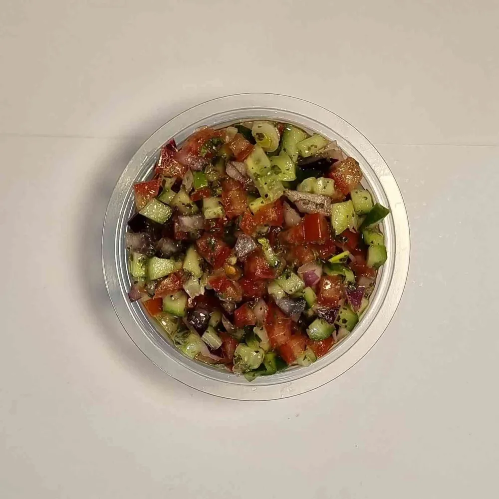 سالاد شیرازی در چلو کلاب