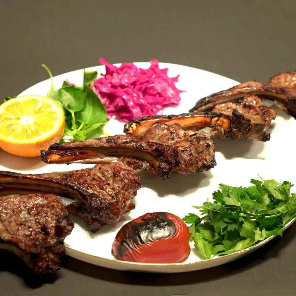 شیشلیک مخصوص در جگر و کباب آجودانی